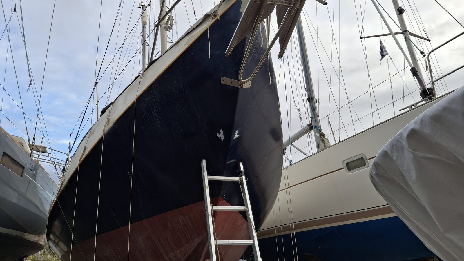 Close-up of the Kon-Tiki sailboat's bow and rigging
